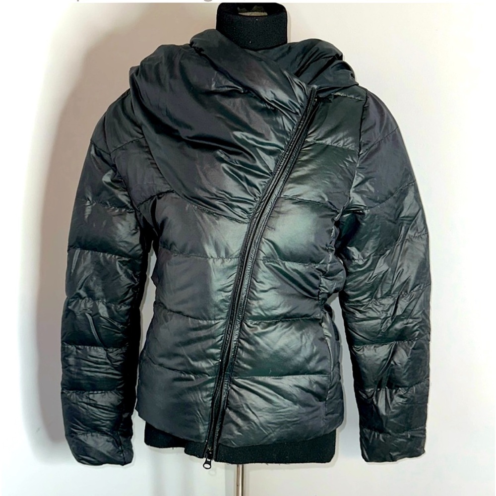 NIKE DOWN FILL ASYMMETRICAL PUFFER COAT - EUC - XS - Black - ski snow parka